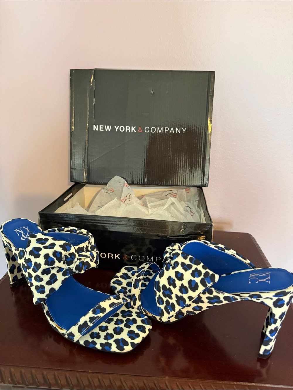 New York & Company Blue and White Leopard Print Slip-On Heels - Picture 3 of 4